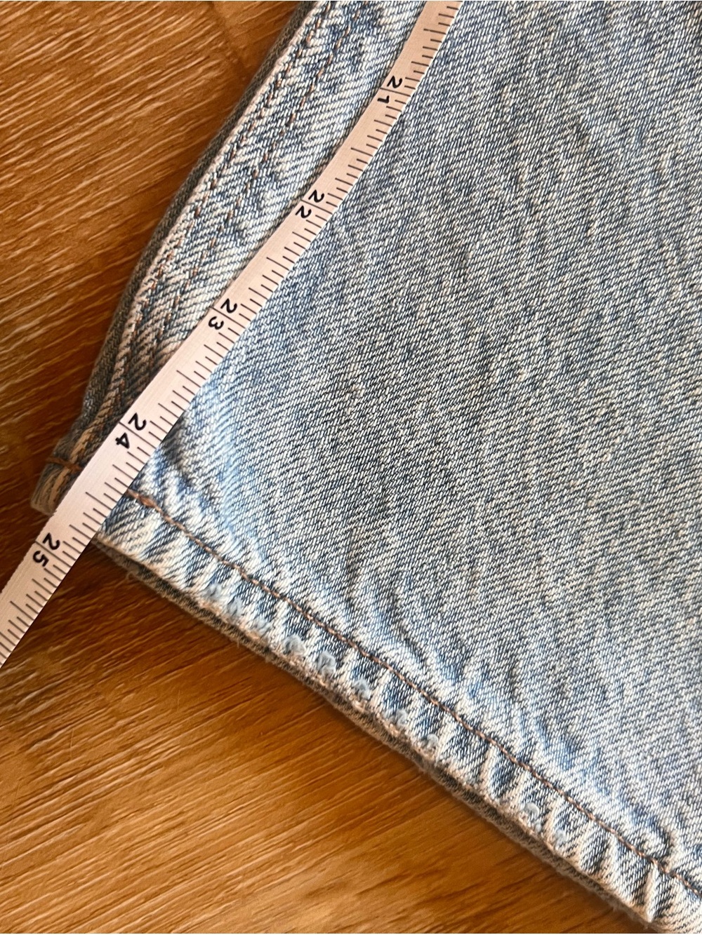 American Eagle Mom Jean 10 Short - - Picture 4 of 8